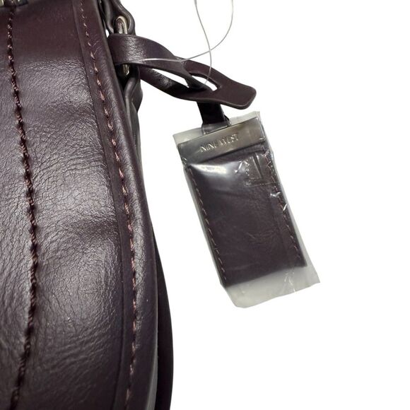 Nine West In The Loop Shoulder Crossbody Bag Dark Burgandy Butterfly New NWT - Picture 10 of 15
